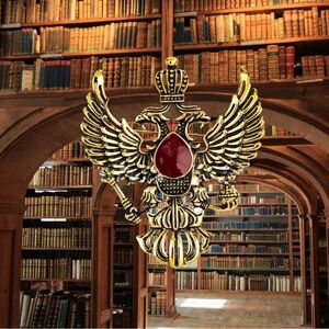 Crystal Rhinestone Eagle Suit Lapel Pin Badge for Men Accessories Jewelry